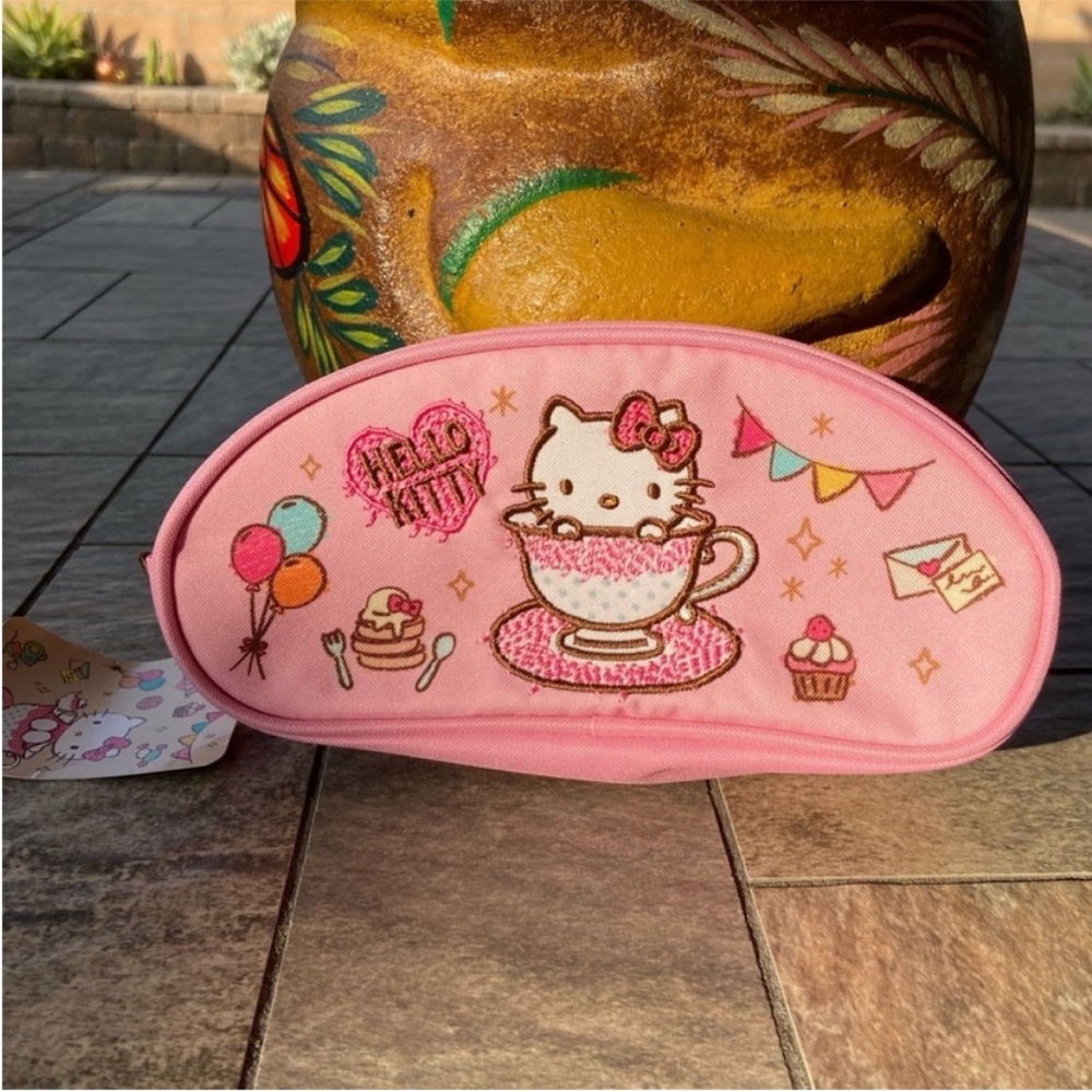 NWT Authentic Hello Kitty Bundle - Picture 7 of 12